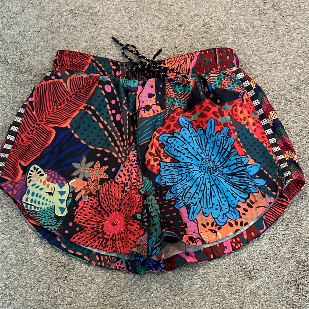 FARM Rio Women's Floral Athletic Shorts - Red and Blue